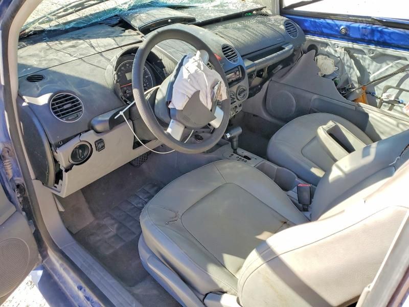 2008 Volkswagen New Beetle s