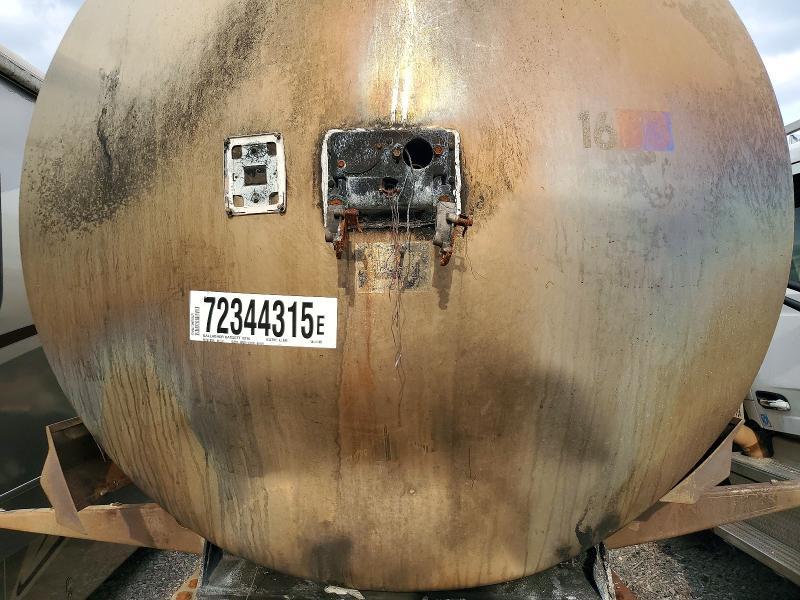 1997 Walker Tank Trailer