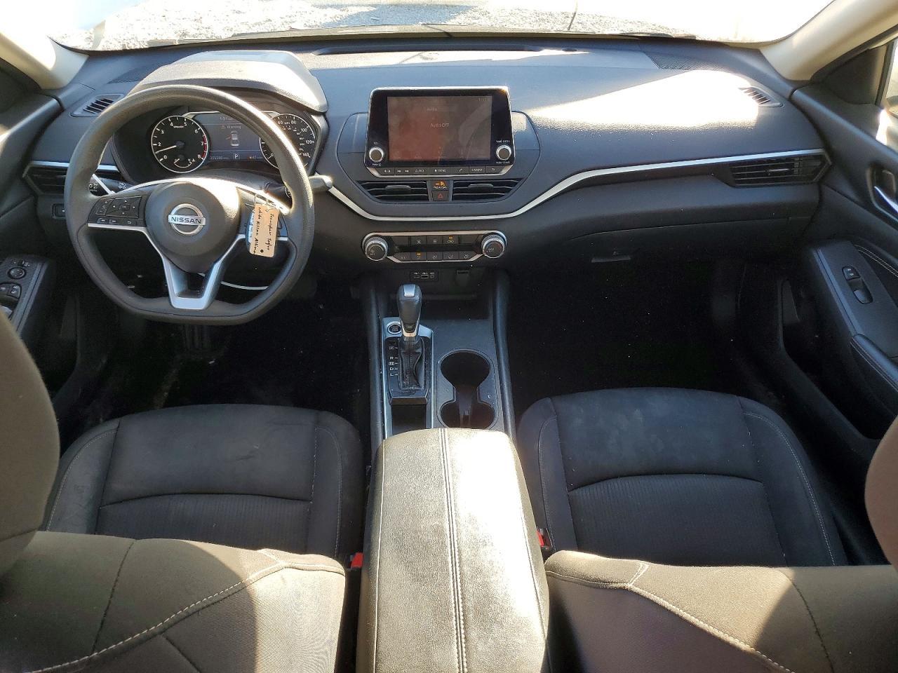 2019 Nissan Altima s