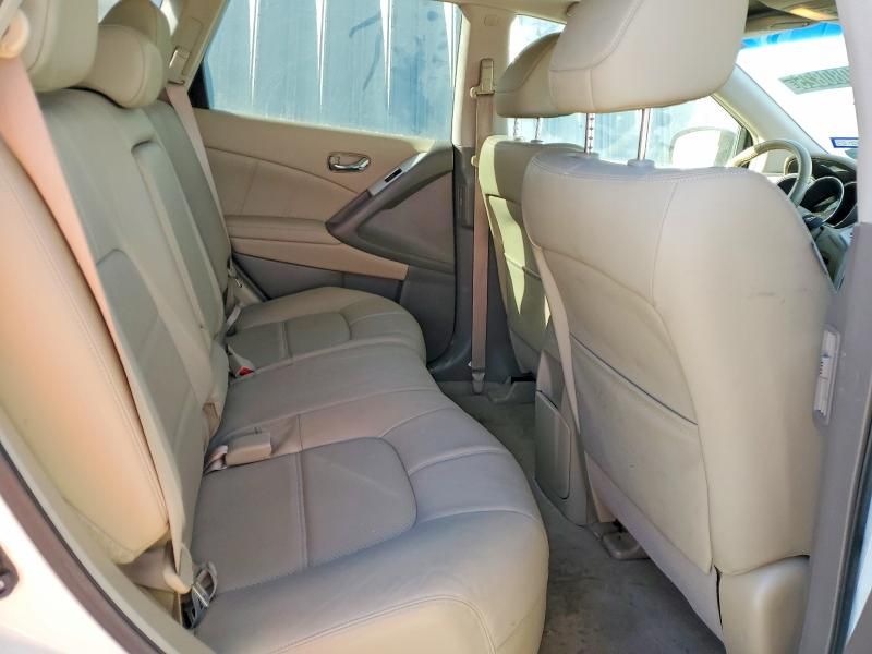 2014 Nissan Murano s