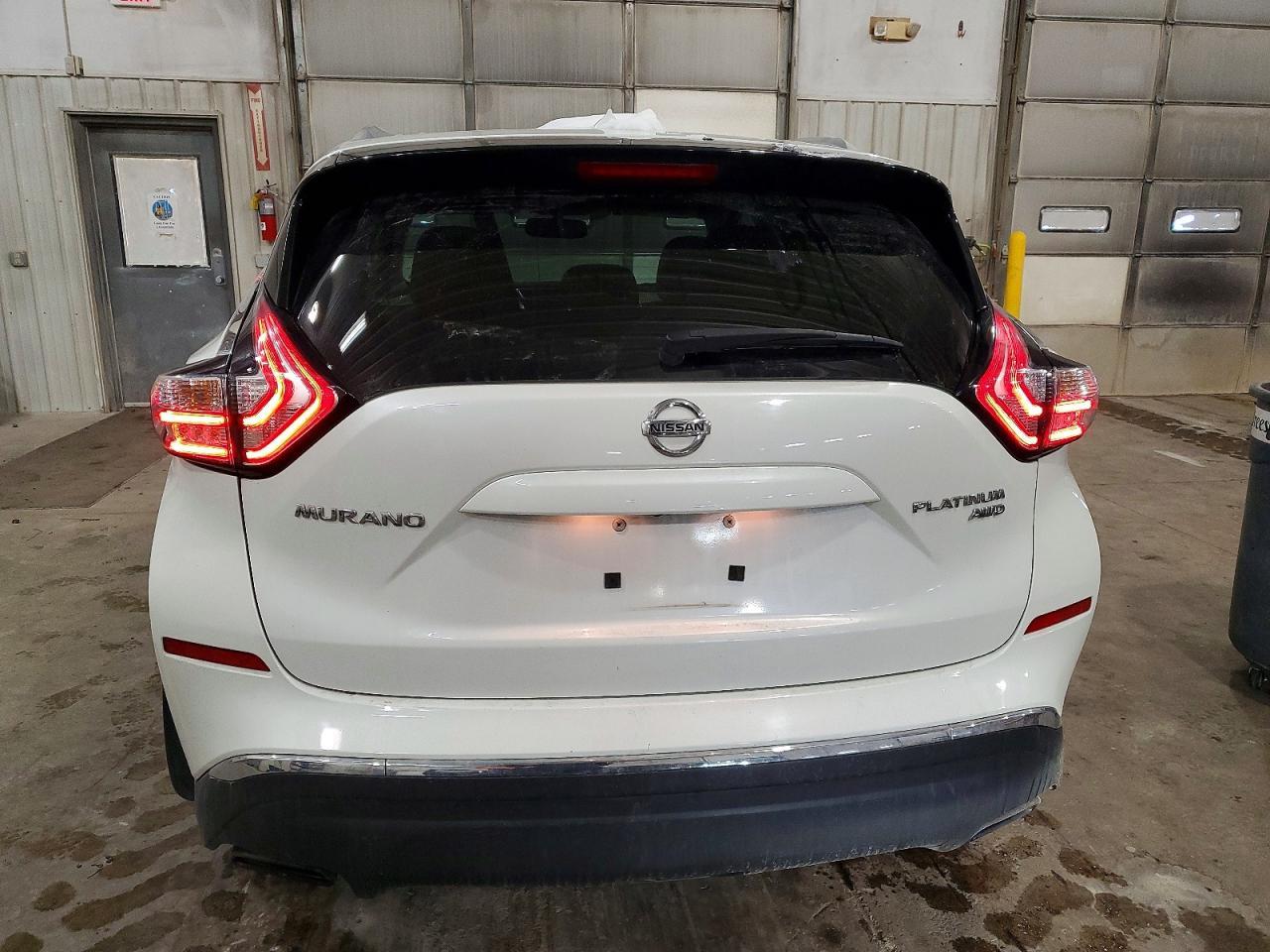 2015 Nissan Murano s