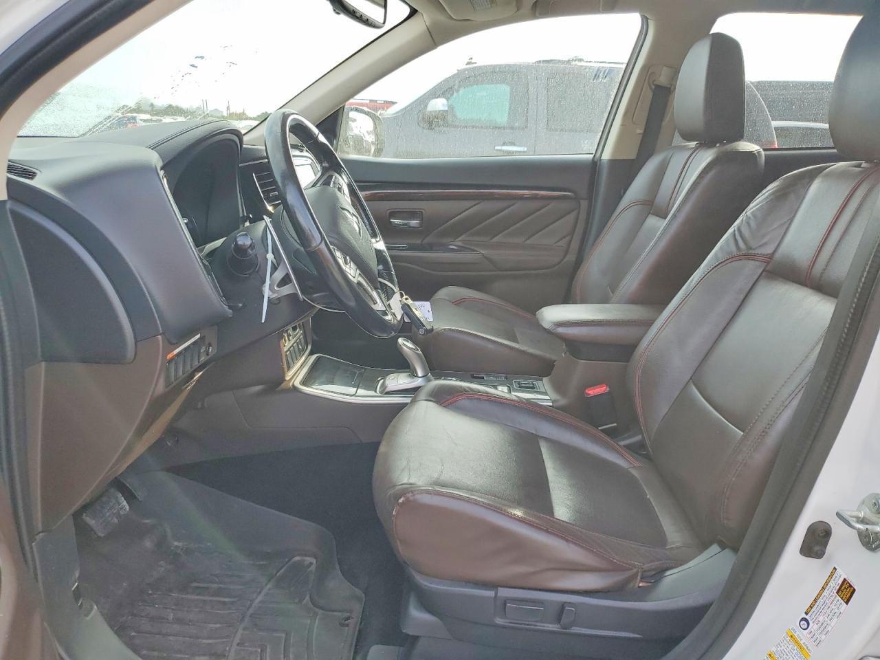 2018 Mitsubishi Outlander se