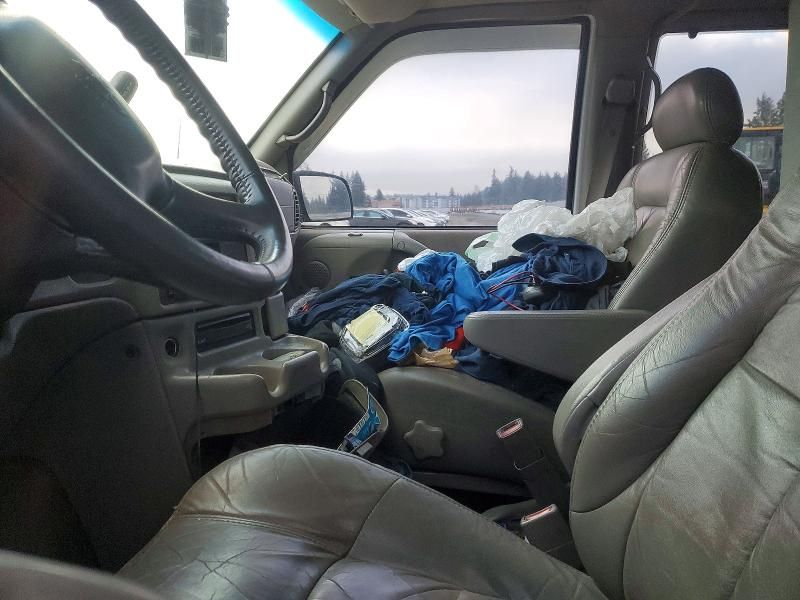 2001 Chevrolet Astro