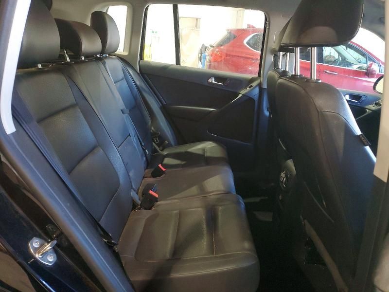 2016 Volkswagen Tiguan s