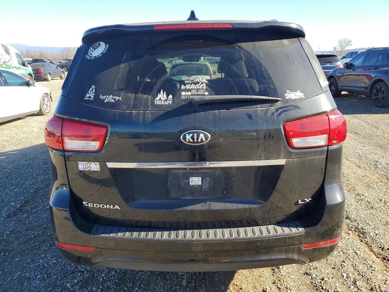 2015 KIA Sedona lx