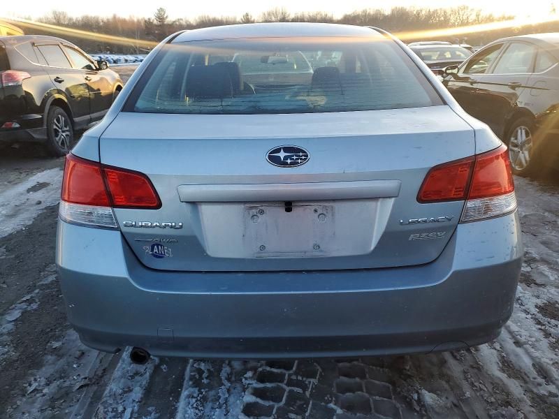 2013 Subaru Legacy 2.5i Premium