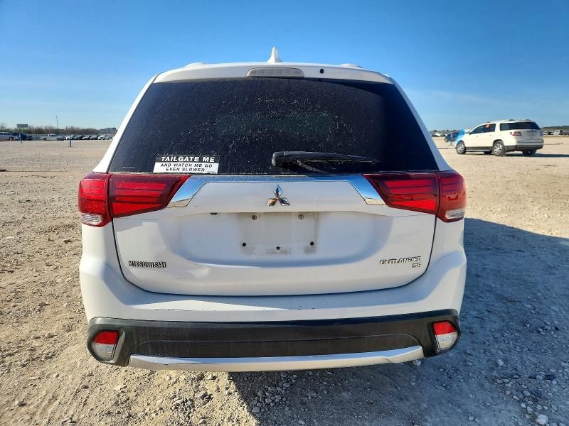 2017 Mitsubishi Outlander se