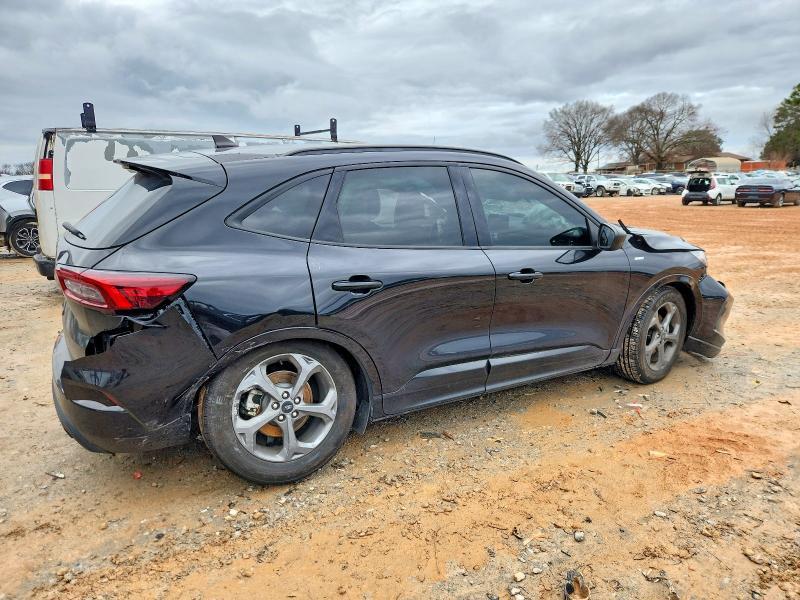 2023 Ford Escape st Line