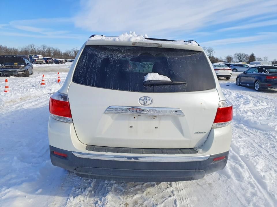 2011 Toyota Highlander Base