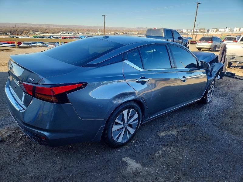 2021 Nissan Altima sv