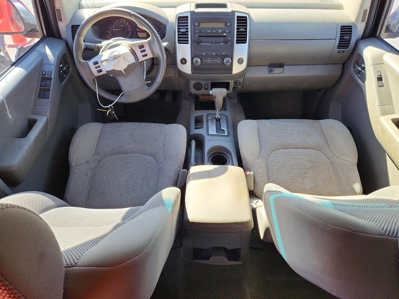 2012 Nissan Frontier s