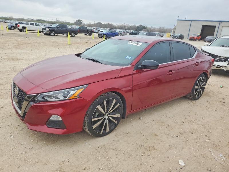 2022 Nissan Altima sr