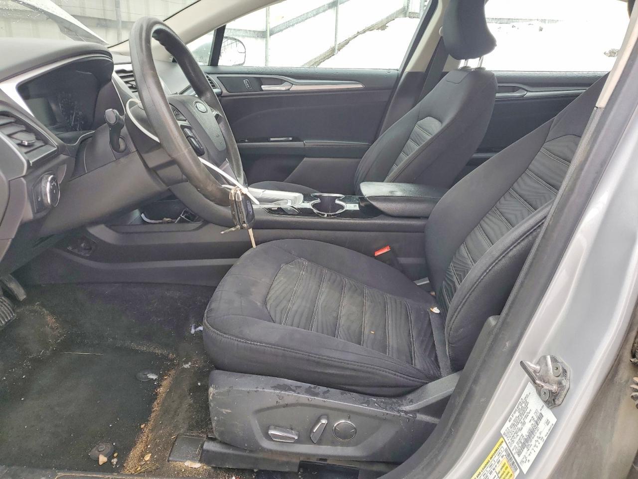 2016 Ford Fusion se