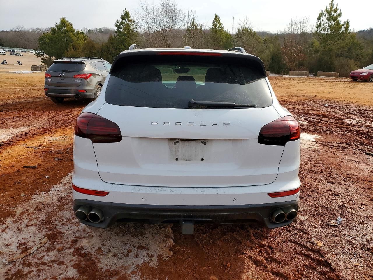 2016 Porsche Cayenne s