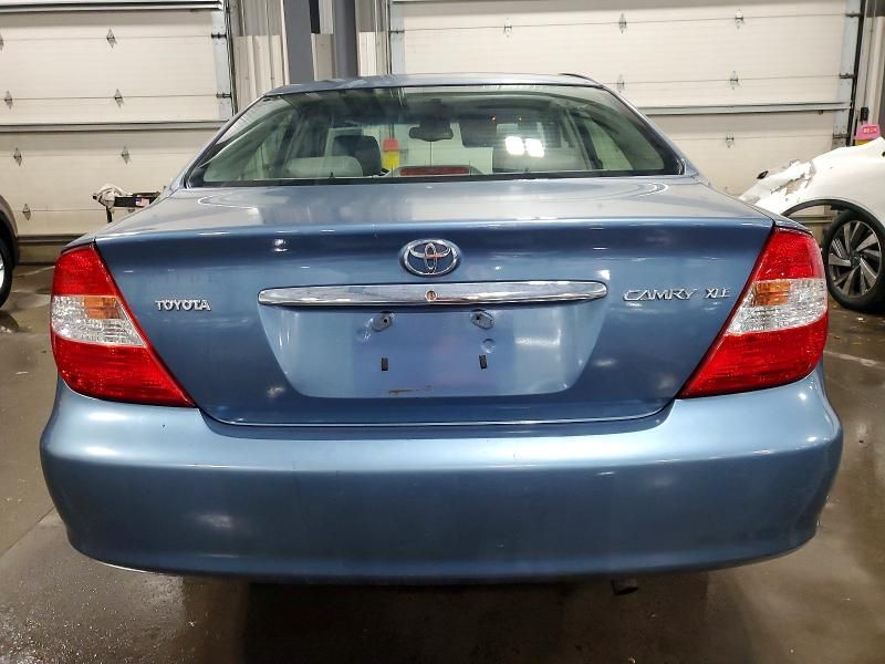 2003 Toyota Camry le