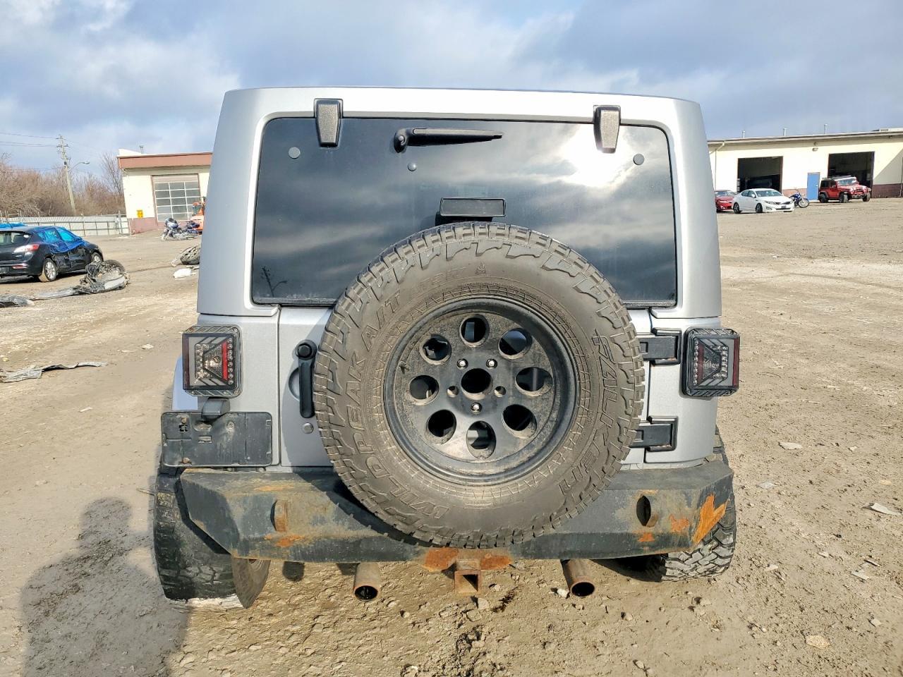 2013 Jeep Wrangler Unlimited Sahara