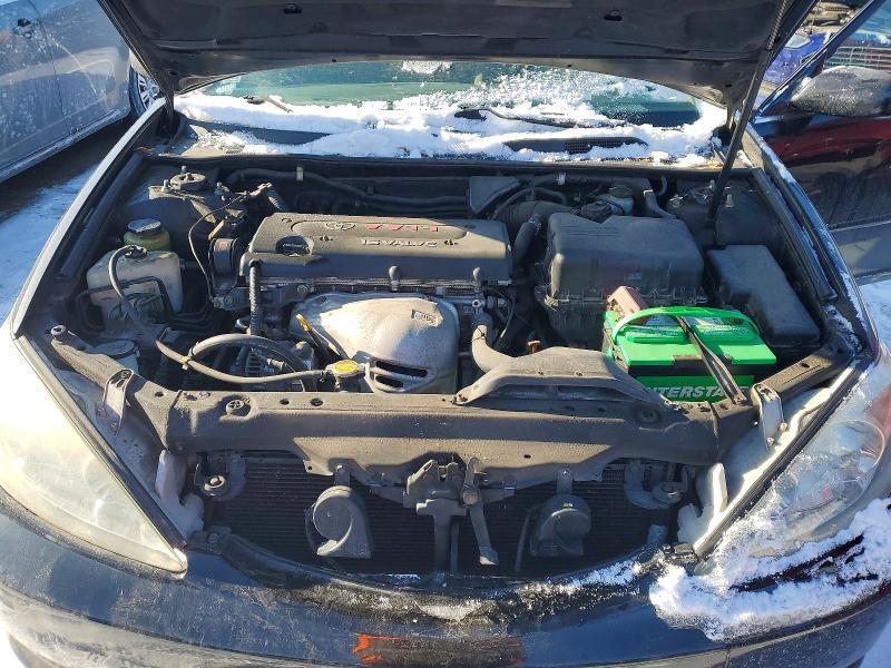 2002 Toyota Camry le
