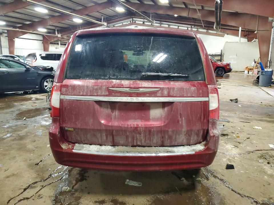 2014 Chrysler Town & Country Touring
