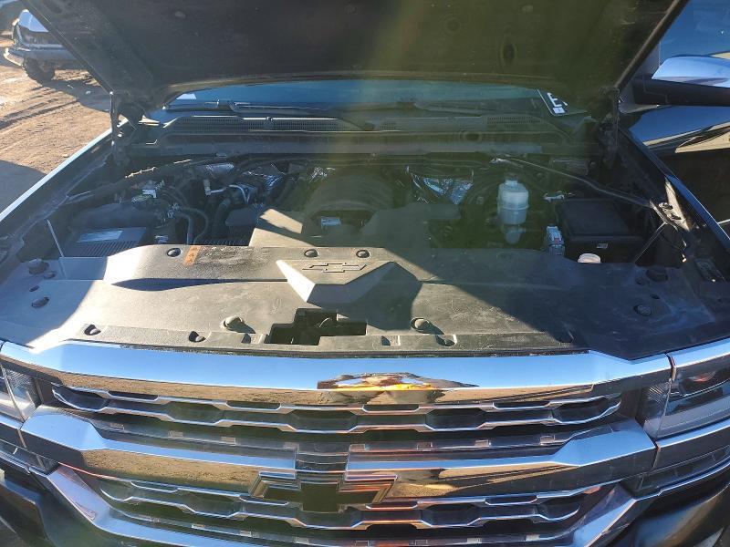 2017 Chev Silverado K1500 High Country