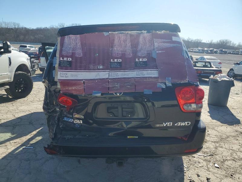 2005 Toyota Sequoia Limited