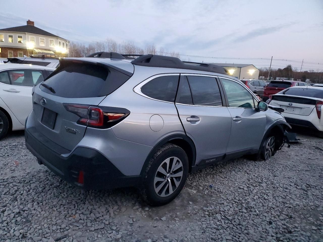 2022 Subaru Outback Premium