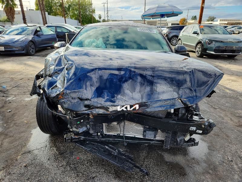 2025 KIA K4 lx