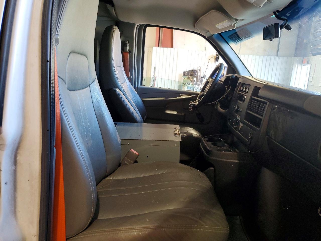 2013 Chevrolet Express G2500