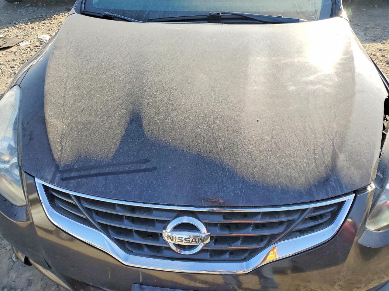 2012 Niss Altima 2.5 s