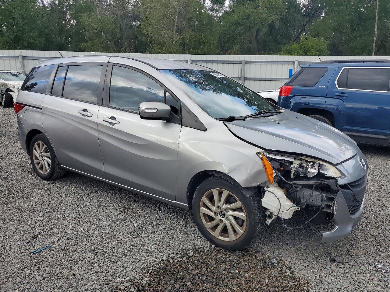 2013 Mazda 5