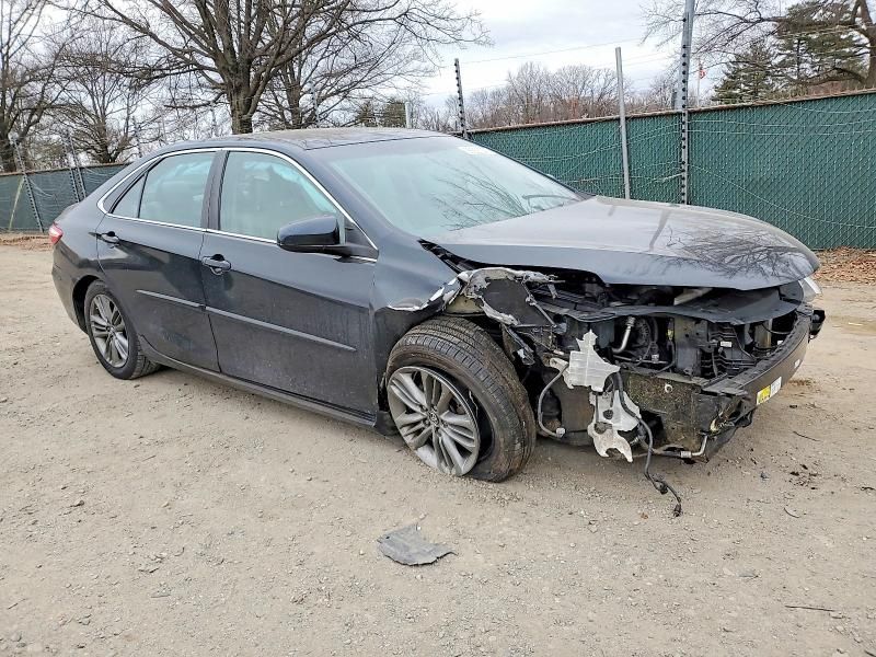 2016 Toyota Camry le