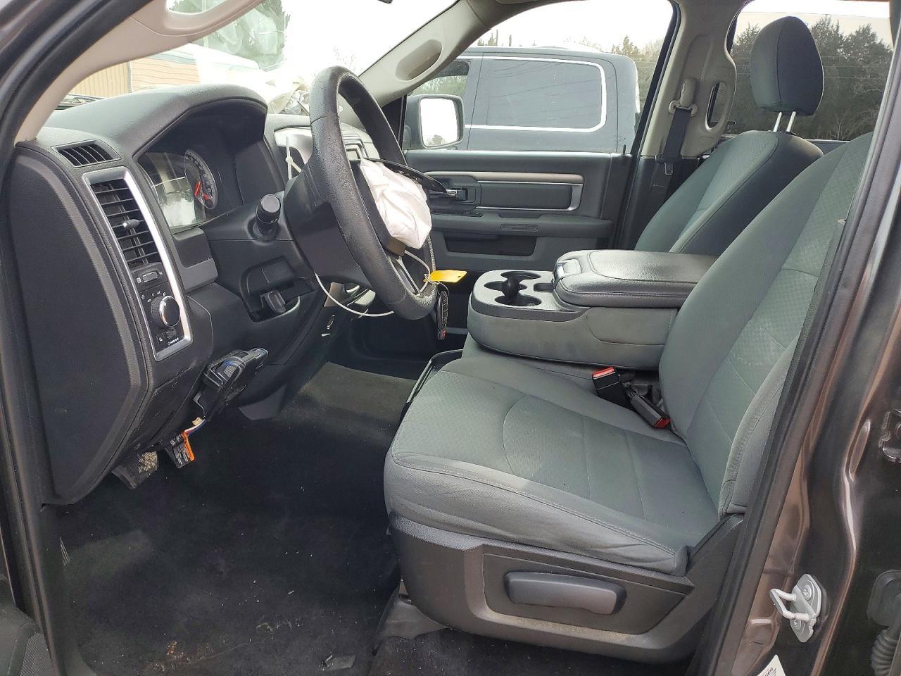 2018 Dodge RAM 1500 SLT