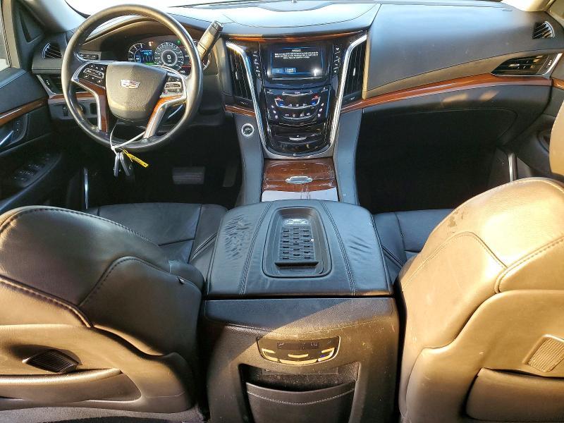 2017 Cadillac Escalade Luxury