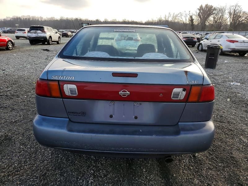 1999 Nissan Sentra Base