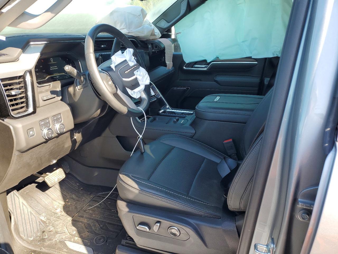 2025 GMC Sierra K2500 Denali