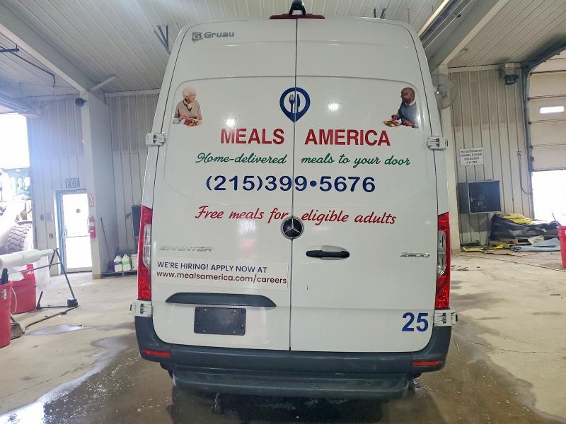 2024 Mercedes-Benz Sprinter 2500 Refrigerated Delivery van