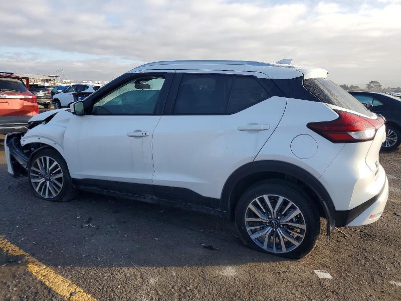 2023 Nissan Kicks sv