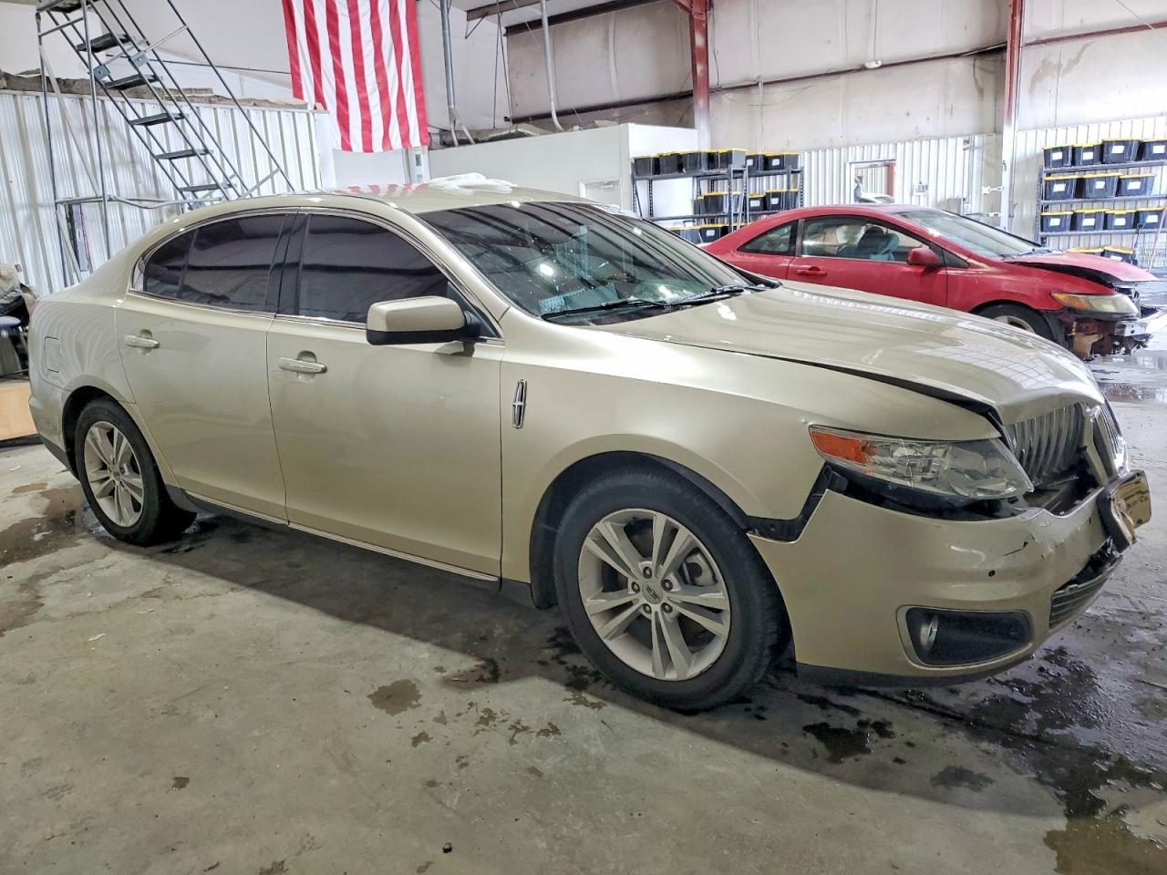 2010 Lincoln Townhouse MKS