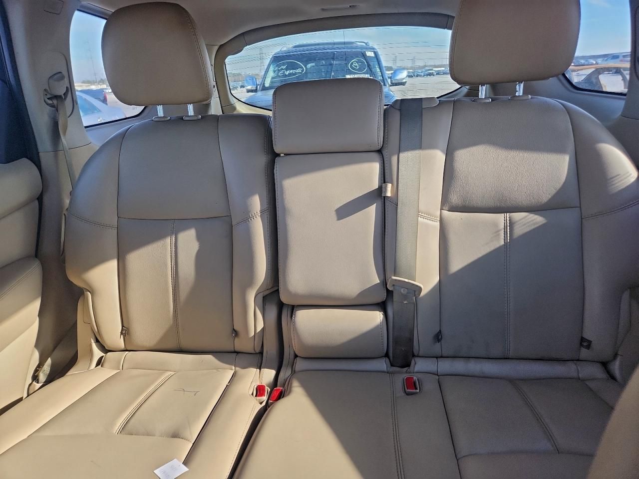 2014 Nissan Pathfinder s