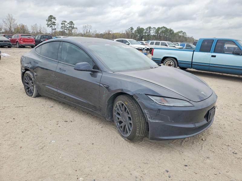 2024 Tesla Model 3 awd W/long r