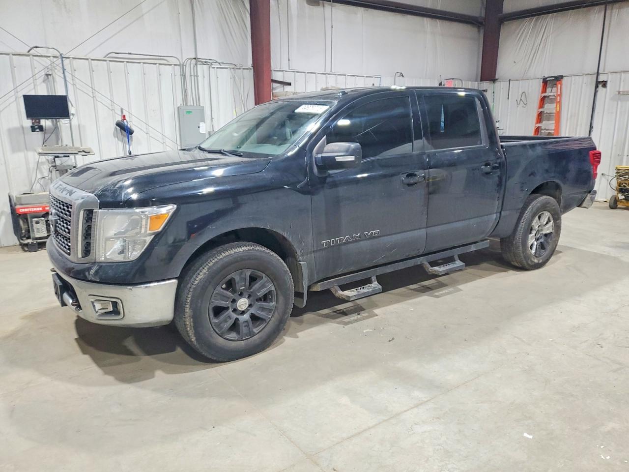 2018 Niss Titan s