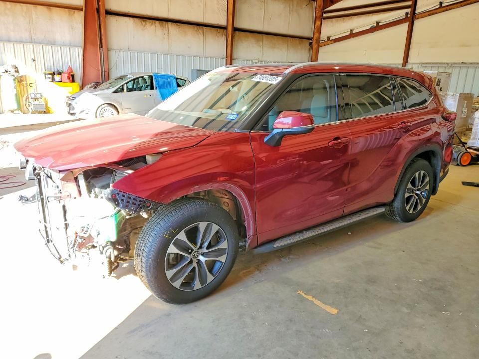 2022 Toyota Highlander xle