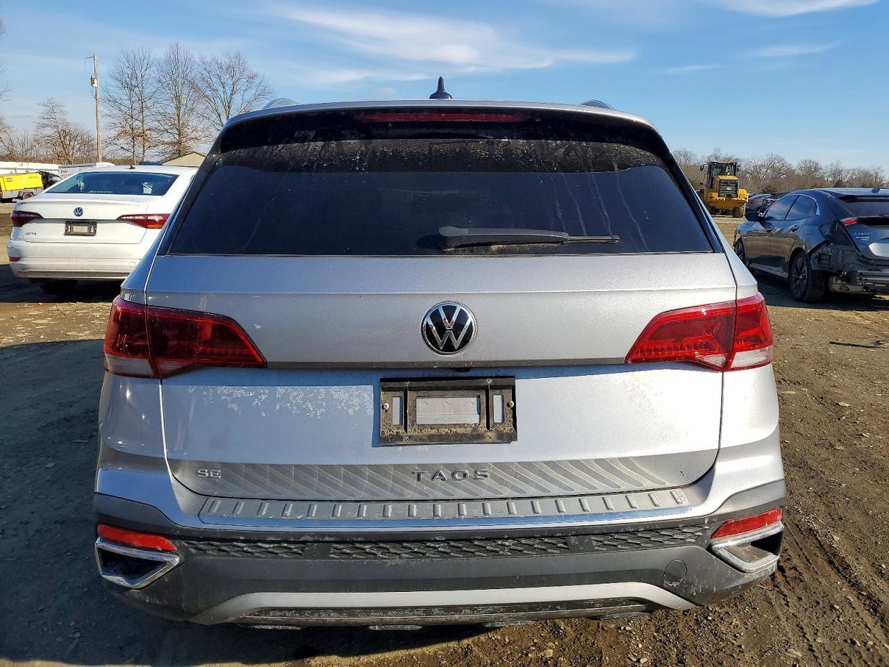2023 Volkswagen Taos se