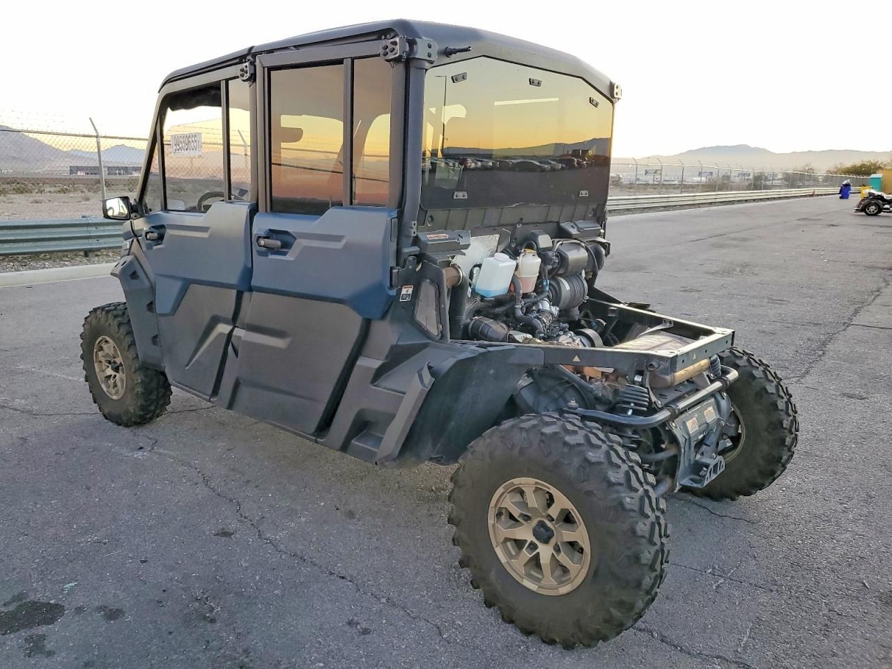 2025 Can-Am Defender Utility Vehicle