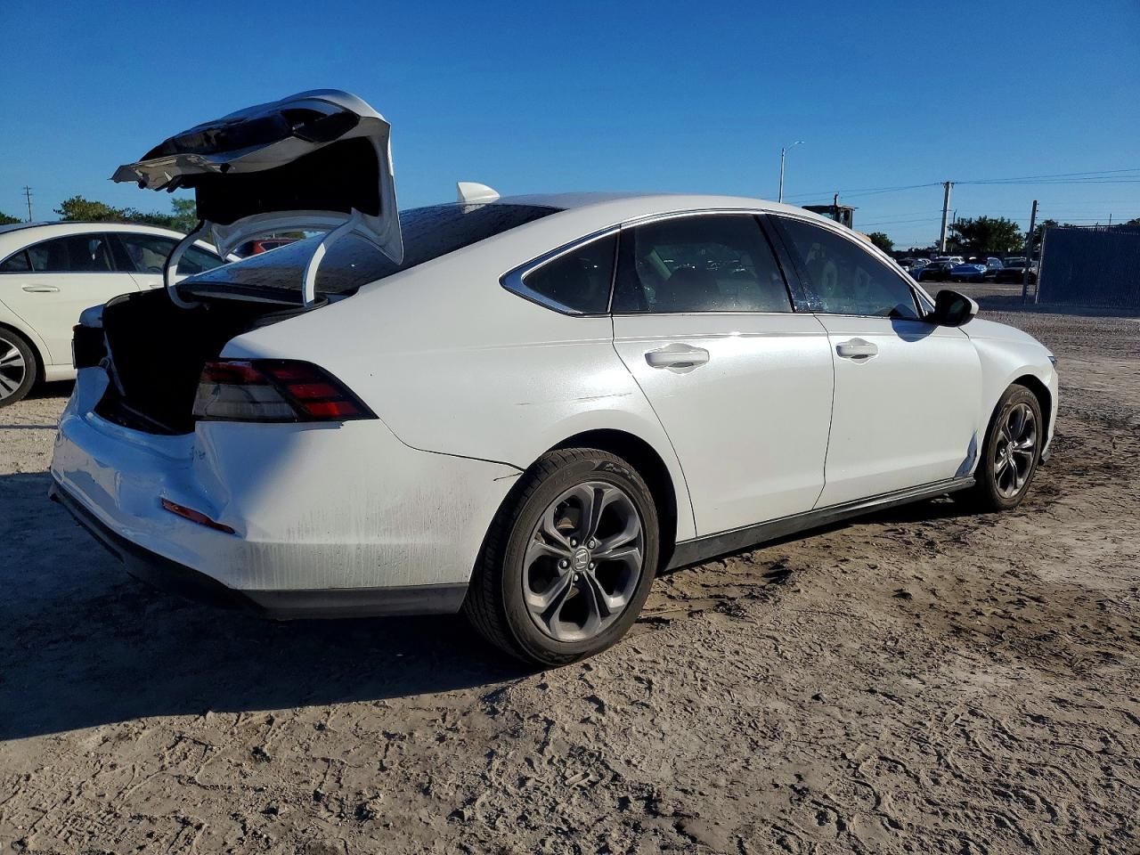 2023 Honda Accord ex