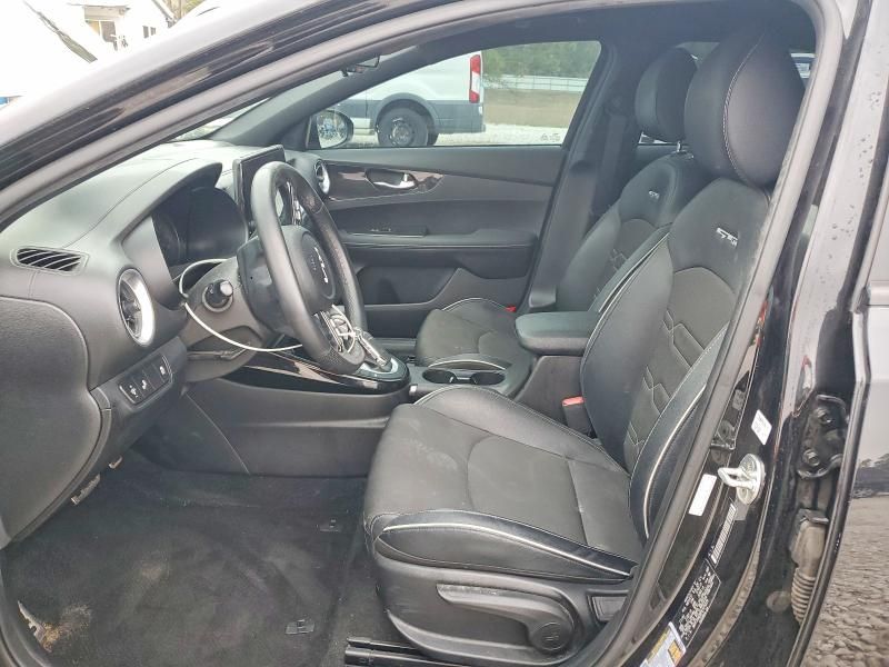 2023 KIA Forte gt Line