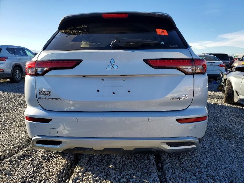 2025 Mitsubishi Outlander se