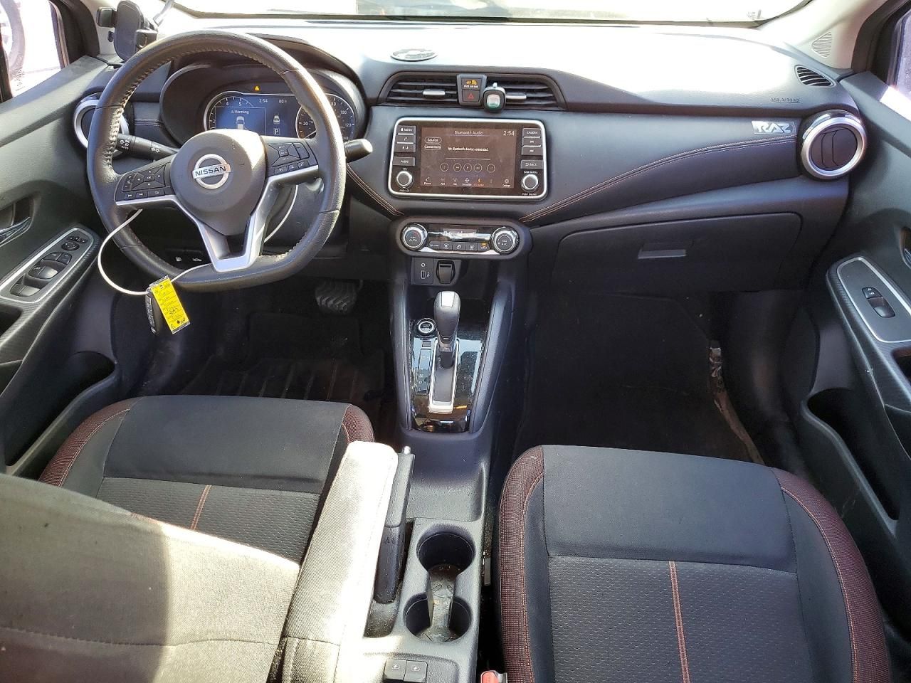 2020 Nissan Versa sr