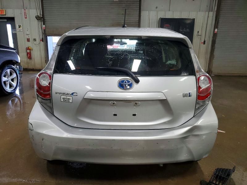 2014 Toyota Prius c