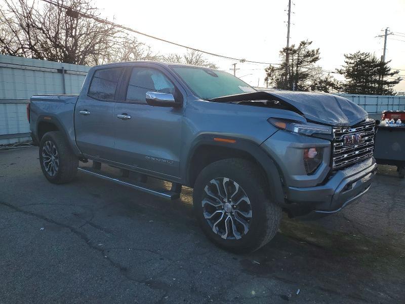 2025 GMC Canyon Denali