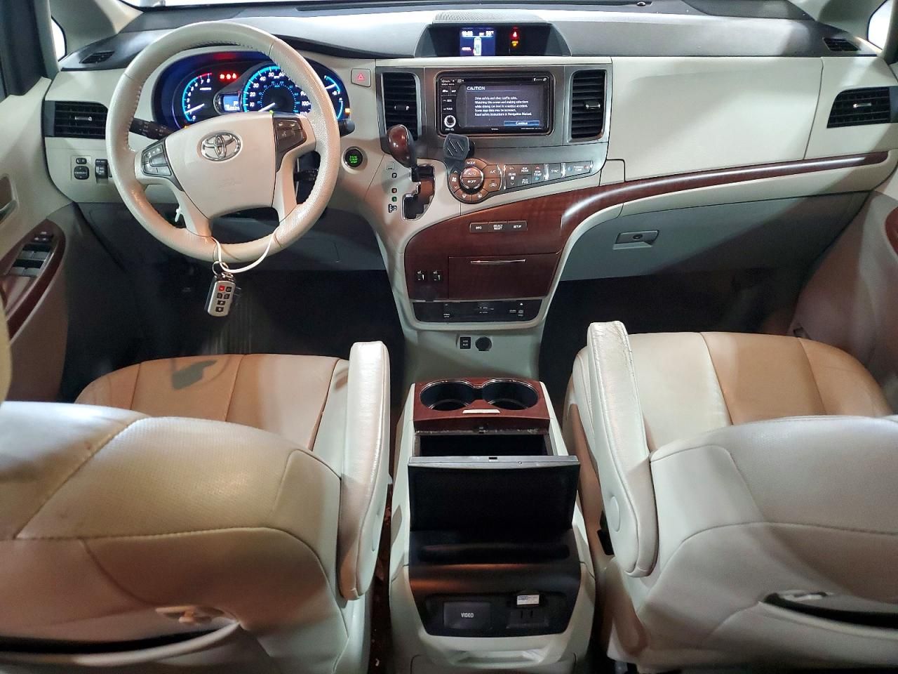 2013 Toyota Sienna xle